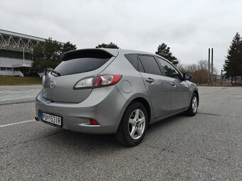 Mazda 3 - 7
