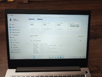 Lenovo IdeaPad 3 • AMD Ryzen 3, 8/256Gb - 7