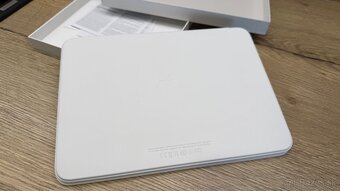 Apple Magic Keyboard Folio for iPad A16 - 7