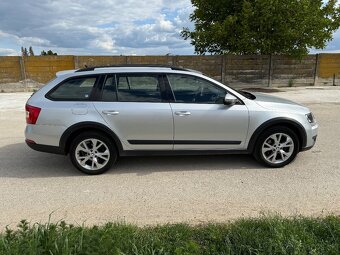 Škoda Octavia Combi Scout - 7