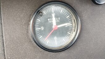 Palubná deska na Škoda 110R erko s budíky. - 7