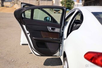 Jaguar XF 2.2 Diesel - 7