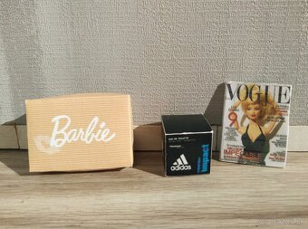 Módna hrzdavovlasá bábika s doplnkami - 7