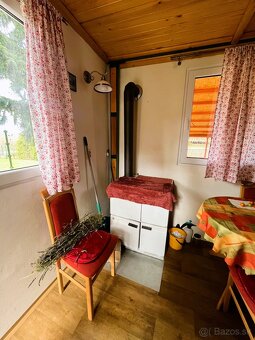 Chatka,rekreačný domček,obec Bátovce nad priehradou Lipovina - 7