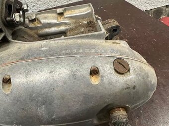Predám MOTOR JAWA-ČZ 175/356 pretáča radí neolámaný - 7