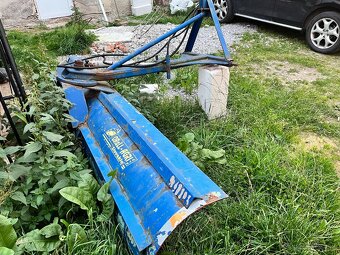 Vymenim traktor s príslušenstvom - 7