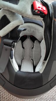Predám Schuberth C4 Pro veľkosť M - 7