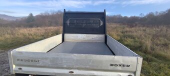Peugeot Boxer valník 7 miestny ,korba - 7