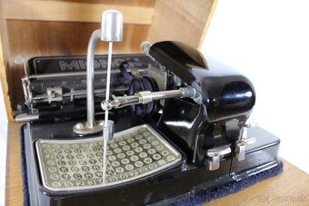 starožitný písací stroj AEG Mignon - 7