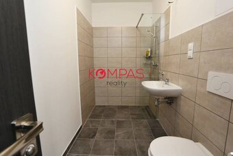 MODERNÝ 1-IZB. BYT S PARKOVACÍM MIESTOM A PREDZÁHRADOU V NO - 7