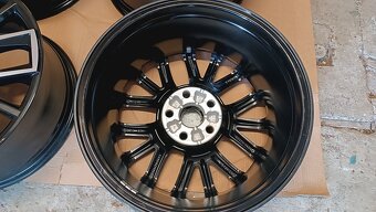 R17 toyota corolla 5x114,3 mm - 7