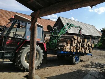 Vlecka s hydraulickou rukou. - 7
