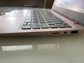 Predám 2 notebooky LENOVO za cenu 1 - 7