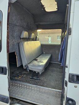Predám Renault master 2.5 dci.84kw.rv 2005. - 7