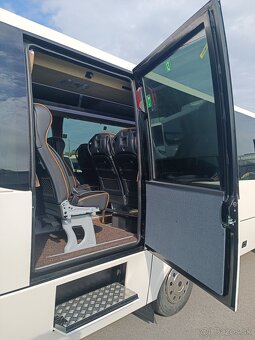 Iveco Rosero First FLHI 27+1+1 - 7