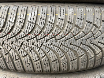 PREDÁM 4 kusy zimné pneumatiky GOODYEAR 195/55 R16 91H - 7