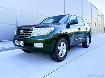 Toyota Land Cruiser 200 4.5 V8 - 7