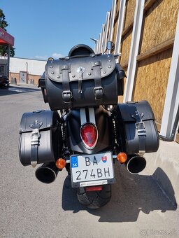 Triumph Rocket III Roadster - 7