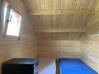 Na veľký pozemok s chatkou - 5084 m2 - 7