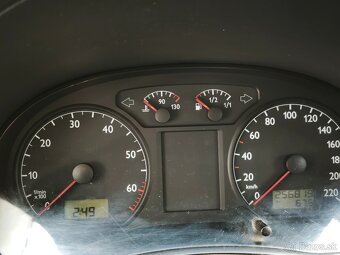 Predám Volkswagen Polo1.2, benzín - 7