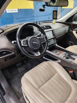 Jaguár F-pace - 7
