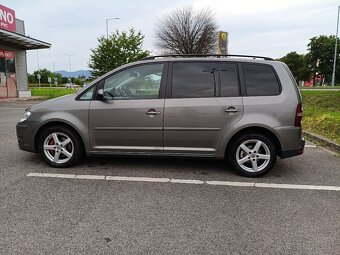 Volkswagen Touran 1.4 TSi DSG - 7
