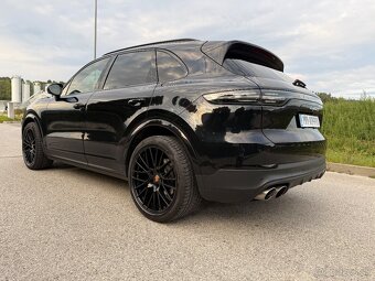 PORSCHE CAYENNE S III MK3 Black optik Možná výmena - 7