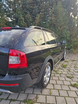 Skoda Octavia Scout 2.0 TDI 4x4 - 7
