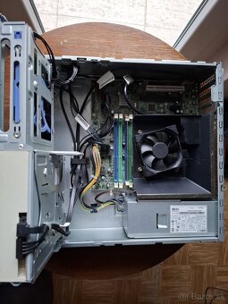 Lenovo ThinkCentre M93p - 7