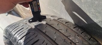 Predám originálne disky VW r15 5x112 /195/65 Continental - 7