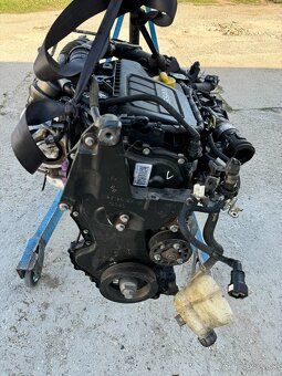 -----RENAULT NISSAN OPEL MERCEDES BENZ 1.6 DCi----- - 7