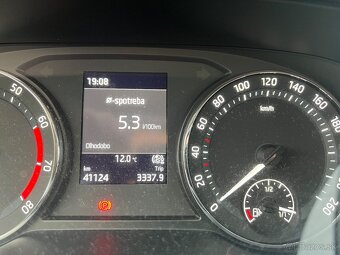Škoda Octavia 1.5 TSI 41 000km - ZÁRUKA - 7