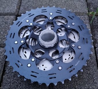 11 koliesko Shimano SLX CS-M7000 - 7