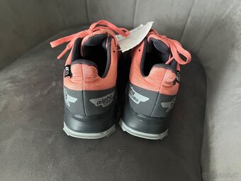 Detske tenisky Salomon Alphacross Blast vel 33 - 7