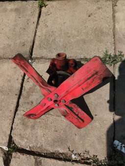 Diely Zetor super 50 - 7