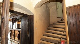 EXKLUZÍVNA HISTORICKÁ NEHNUTEĽNOSŤ V CENTRE BREZNA - 7