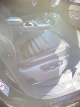 Volkswagen Touareg - 7