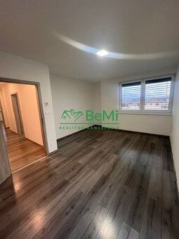 Novostavba 3 izbový byt - 80m2 , balkón, lukratívna časť - - 7