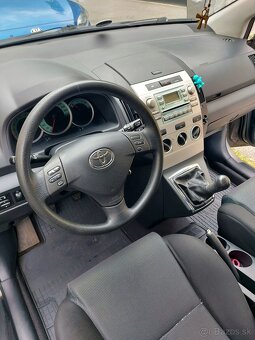 Predam Toyota Corolla Verso - 7