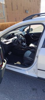 Peugeot 2008 1.5 BlueHDi FAP 120 GT line Panorama - 7