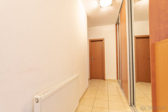 Krásny 2-izbový byt s lodžiou, 75 m², Tomášikova ul, Ružinov - 7