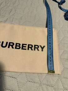 Burberry - 7