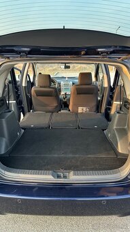 Toyota Corolla Verso 1.6 benzín - 7