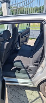 Opel Zafira 1.9 CDTI 88kW 118K 6-stupňový manuál - 7