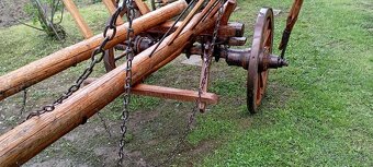 Starý drevený konský voz - rebriňak II - 7
