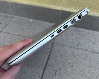 HP ProBook 440 G5 / i5-8250U / 16GB RAM / 256 SSD + 500 HDD - 7