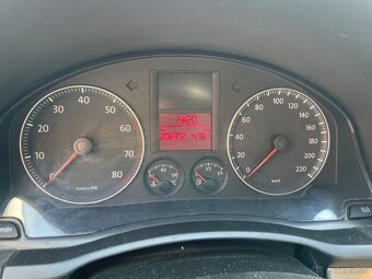 Volkswagen Golf 1.4 FSI - 7