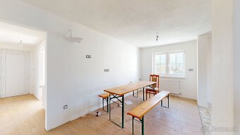 Kompletne zrekonštruovaný 6 izbový rodinný dom, 2x kúpeľňa - 7