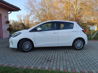 Toyota Yaris 1.3 -73KW  r.v. 2015    74 500 km - 7