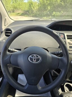 Toyota Yaris 1.33l Dual VVT-i Terra Cool 2009, 74 kW, 207TKM - 7